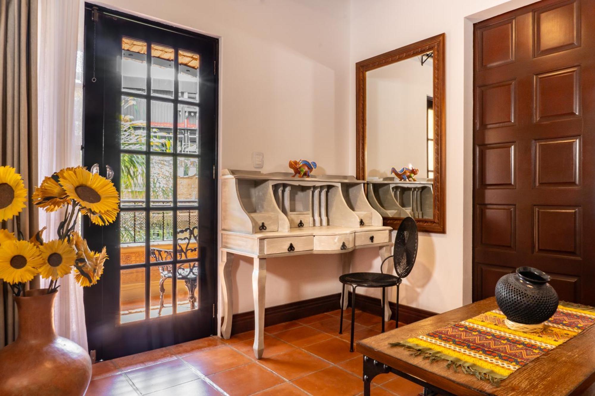 Casa De Adobe Gallery & Luxury Boutique Oaxaca Exterior photo